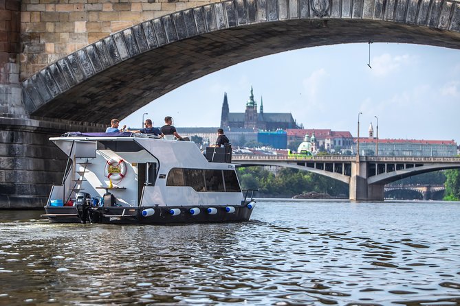 3 Hours Prague Private Boat Cruise Beer or Prosecco Unlimited - Getting the Best Photos From the River (Without Wrestling the Deck)