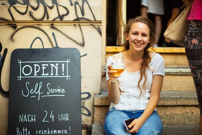 A Taste of Berlin: Craft Beer Private Tour - Stop-by-Stop: What Each Moment Feels Like