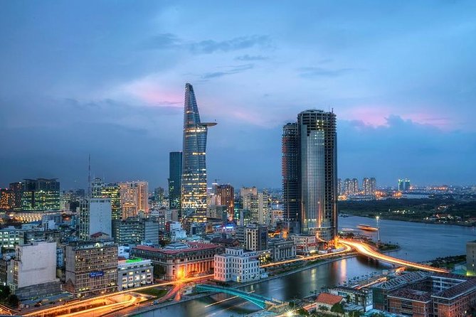 Amazing night with Saigon Skydeck and local beer tasting - Saigon Skydeck: the 49th-floor 360° view you came for