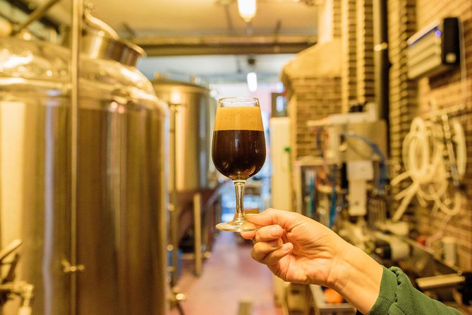 Amsterdam Craft Beer Brewery Tour by Bus with Tastings - The middle surprise brewery: part mystery, part smart pacing