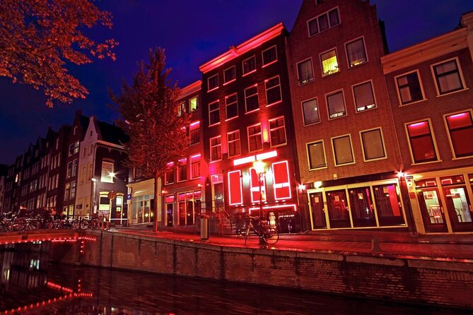 Amsterdam Luxury Boutique Boat tour with Unlimited Beer and Wine - Key things to know before you go