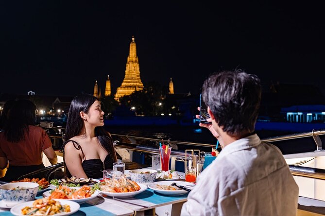 Bangkok Carnival Dinner Cruise with Free-flow Beer and Buffet - Carnival entertainment on the Chao Phraya: music, dancing, and performances