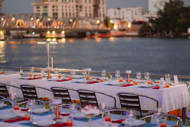 Bangkok Carnival Dinner Cruise with Free-flow Beer and Buffet - Should you book the Bangkok Carnival Dinner Cruise?
