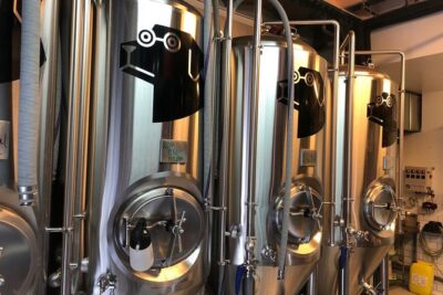 Barcelona Craft Beer Tour with a Brewery Tour and 3 Local Bars - BlackLab Brewhouse & Kitchen: behind-the-scenes tour and first pours