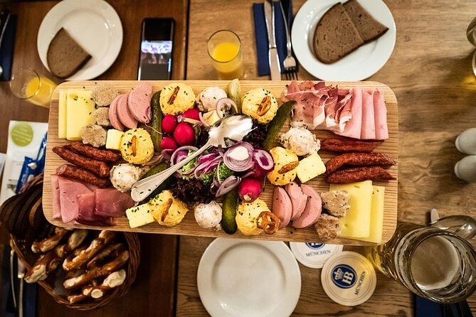 Bavarian Beer and Food Evening Tour in Munich - The Hofbräuhaus Stop: Famous for a Reason