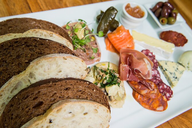 Bay of Islands, Spirit & Craft Beer Tour with Lunch - Timing, Pickup Rhythm, and What the Small Group Means