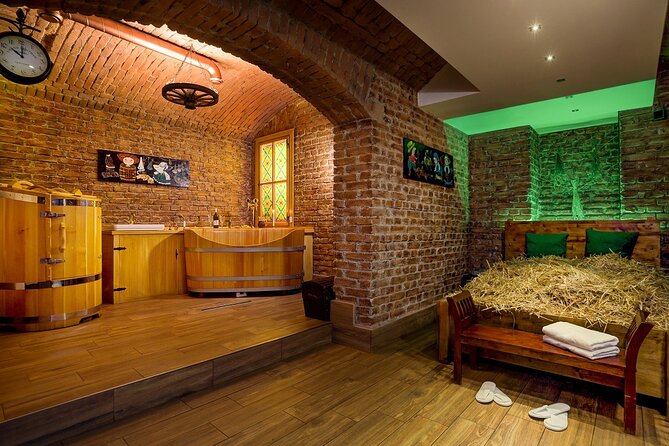 Beer bath Spa for 2 people/ 1 tub - 1,5 hour Activity in Prague - Beer bath basics: what you’re actually paying for