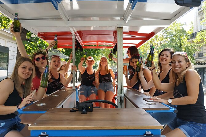 Beer Bike Bar Tour - Stop 1: Trocadéro esplanade for the Eiffel Tower view