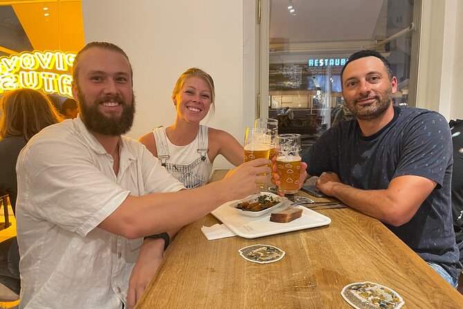 Beer. Czech Food. History. - Meeting Under Wenceslas: A Calm Start Before the Beer