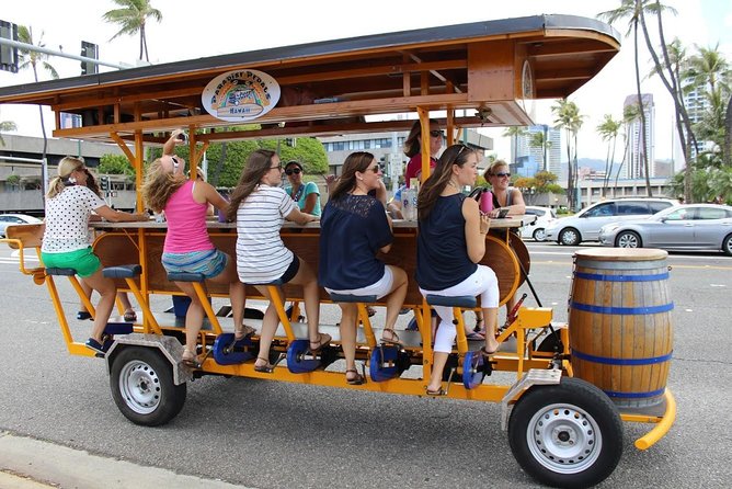 Beer Lover's Bike Tour of Honolulu - Stop Three: Waikiki Brewing Company for Award-Winning Beer and Good Times