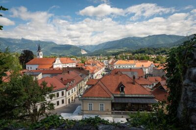 BEER WAY Alpine Beer Tasting & Outdoors Tour - Stop 1 in Kamnik: squares, Šutna Street, and the Mali grad viewpoint