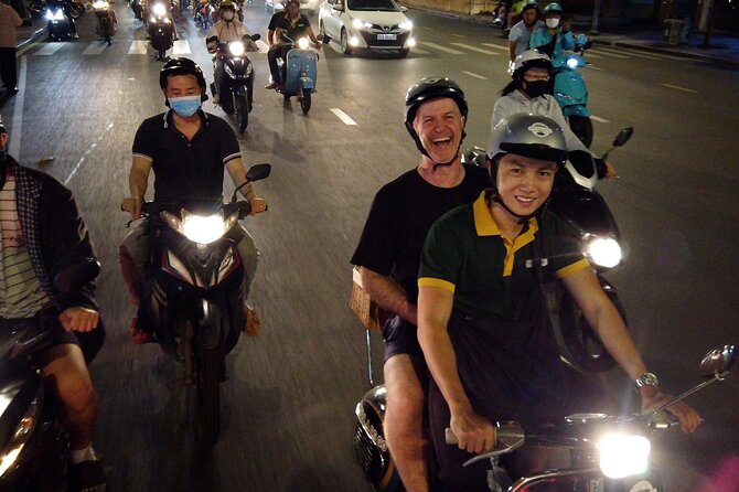 Bia & Bites - Saigon Craft Beer on Vintage Vespa with Dinner - Stop 4 in District 1: Three Final Drinks and the Night-Air Finish