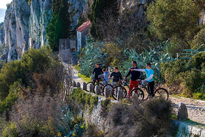 Bike, Beer & Poljud Stadium Tour - Getting Oriented: Meeting Point, Gear, and the Pace