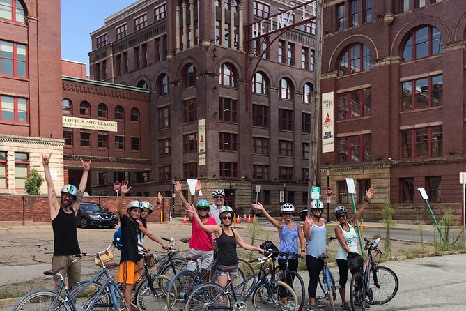 Bikes & Brews Tour: Pittsburgh Brewery Tour - Strip District Energy: Colorful Food, Shops, and Snack Warning