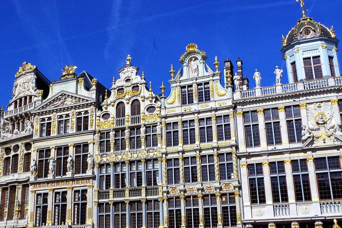 Brussels All In Tour : Belgian food, chocolate, beer, sightseeing - Stop 1: Manneken Pis in 5 Minutes (But With Context)