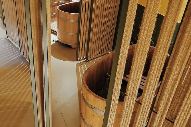 Budapest Exclusive Thermal Spa LUKACS LUXURIOUS PRIVATE BEER BATH - Meeting at Lukács Baths: Easy to Find, Easy to Overthink