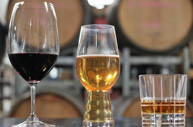 Canberra Brewery Winery and Distillery Tour - Winery stop: tasting the latest vintage and learning the wine process