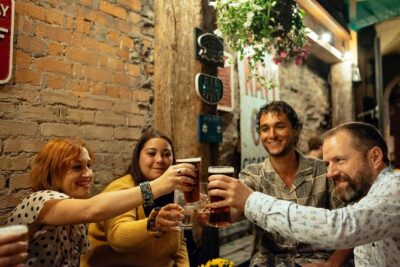 Classic Irish Pubs Private Tour of Dublin: Live Music, Beer and Nightlife - Cow’s Lane Start and Smithfield Finish: How to Set Up Your Evening