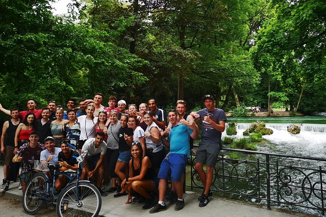 Classic Mike's Bike Tour daily @ 11.30 incl Beer Garden & Surfers - Scenic Isar riding: the city’s summer “beach” feel