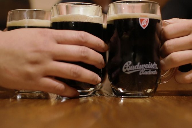 Czech Beer Tasting in Prague - Where you meet on Staré Město (and how to keep it painless)