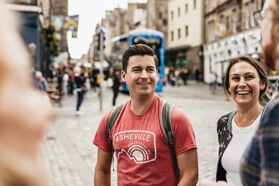 Edinburgh: Pubs and History Guided Walking Tour with Beer - What you’ll learn about beer: science you can taste