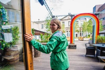 Edinburgh: Pubs & History Walking Tour with Beer Tasting - Canongate and the Charmed Circle: Cask Ale Country