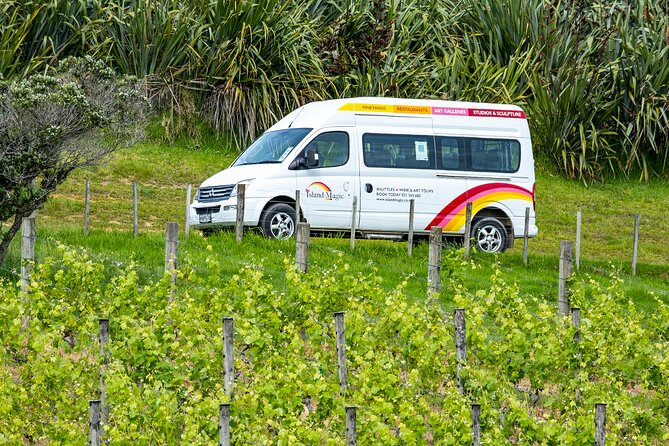Flavours of Waiheke, wine, beer, spirits INCLUDES lunch - MAX 11 - Stop 2: Casita Miro at Waiheke—five wines and a food pairing