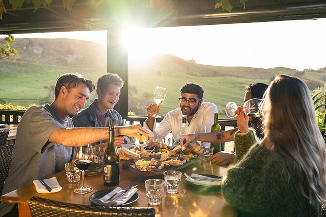 Flavours of Waiheke, wine, beer, spirits INCLUDES lunch - MAX 11 - Group size and guides: why the max 11 format feels personal