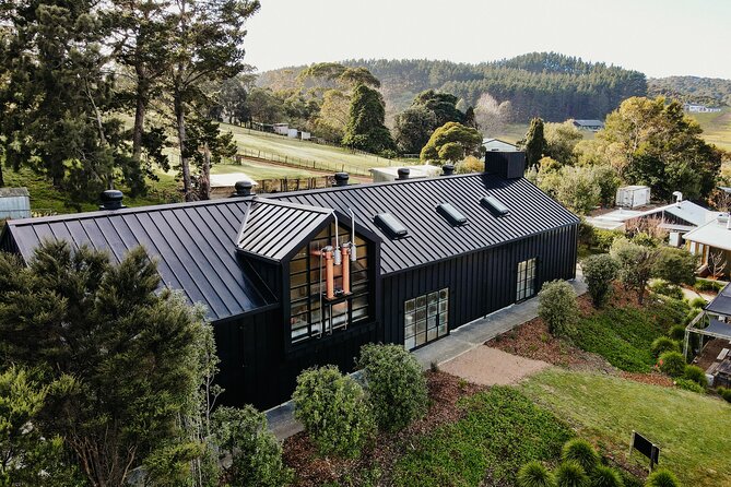 Heke Brewery and Distillery Tour in Waiheke Island with samples - Key reasons this tour is worth your Waiheke time