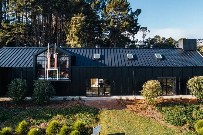 Heke Brewery and Distillery Tour in Waiheke Island with samples - After the tour: grounds, bar, and food you can extend into