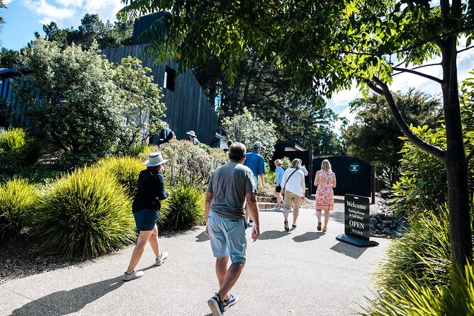 Heke Brewery and Distillery Tour in Waiheke Island with samples - Who this tour suits best
