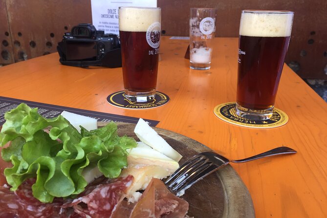 Hike & Beer: beer tasting & breathtaking views at sunset - The lookout over Monte Resegone: sipping while the sky changes