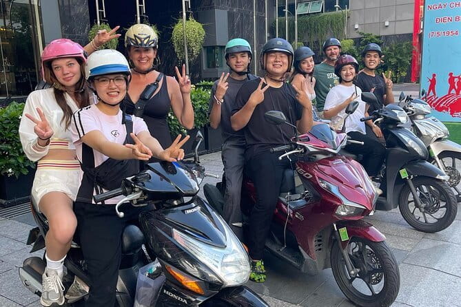 Ho Chi Minh City : Saigon Craft Beer & Local Food Tour By Scooter - Stop 2: Ho Thi Ky Flower Market, where culture shows up with the beer