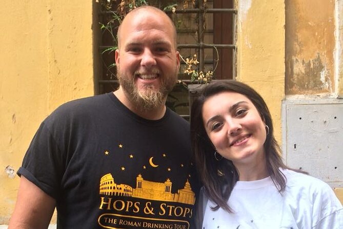 Hops and Stops Rome: History and Beer Walking Tour in the Eternal City - Shamrock Pub Roma: pizza, orientation, and an easy start