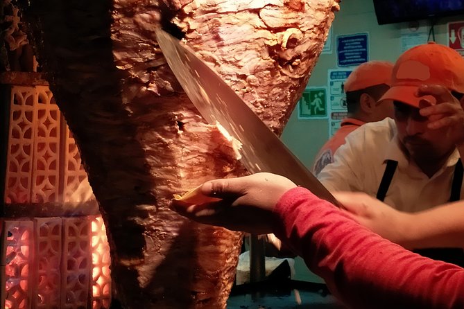 Lucha Libre wrestling show, tacos and beer with artist - How the Guide Turns a Wrestling Match into a Story