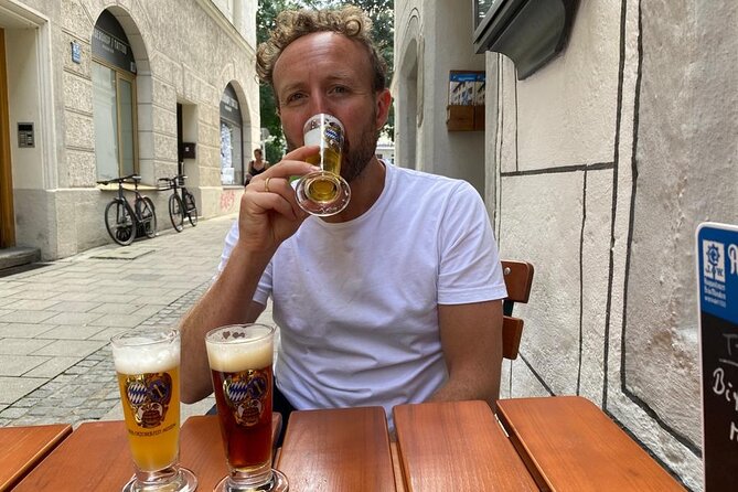 Munich Beer and Bavarian Bites Small-Group Tour - The quick beer-hall photo moment (and why it matters)