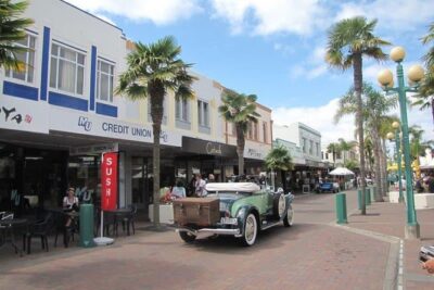 Napier Shore Excursion: Wine & Art Deco Tour - The first stop: Napier’s landmarks and the big-picture timeline