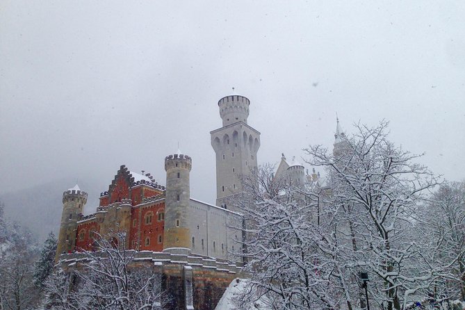 Neuschwanstein Castle Tour for Large Groups - Schwangau and Bauhaus Schwangau: Lunch Break With a Twist