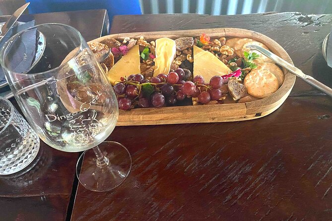 Noosa Hinterland Drinks Private Tour with Gin, Beer, Mead & Wine Tastings - Getting from Noosa into the Hinterland, without the headache