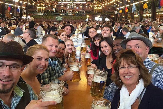 Oktoberfest Tour with table and unlimited beer - Stop 2: Augustinerkeller pregame beer + lunch that stays in-budget