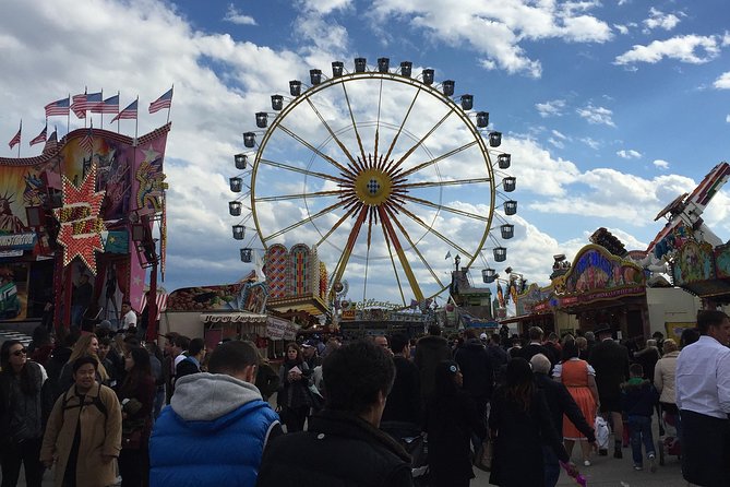 Oktoberfest Tour with table and unlimited beer - Small-group pacing: why max 15 people matters here