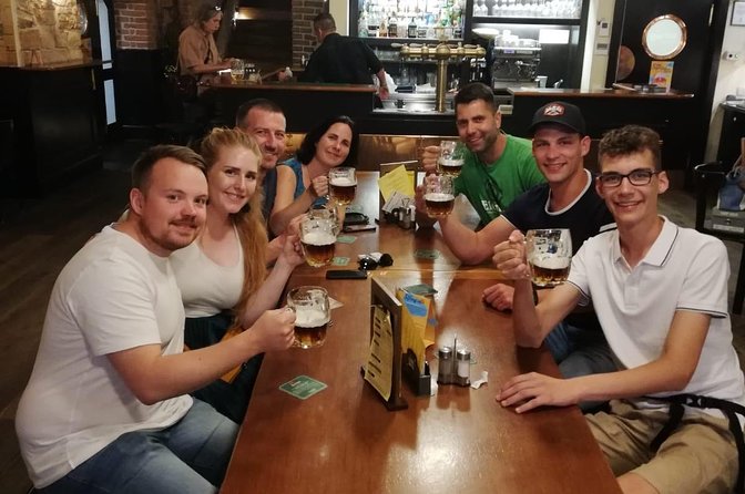 Old Prague pubs tour. Beer and dinner included! - Key things you’ll notice on this Prague beer tour