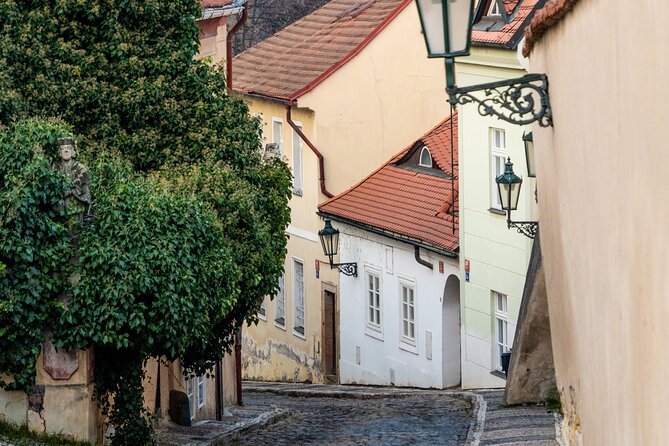 One Prague Tour: The Castle Side with local Food & Beer ️ - Hradcany and the Castle District: less chaos, more atmosphere