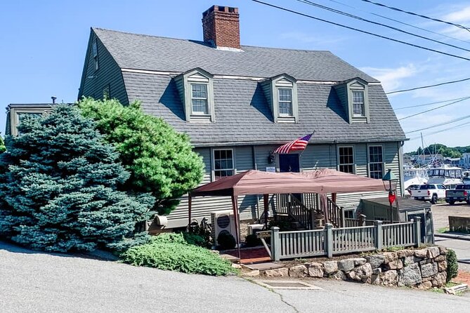 Paranormal Pub Crawl: Beer Tour - Key things that make this beer + hauntings tour worth your time