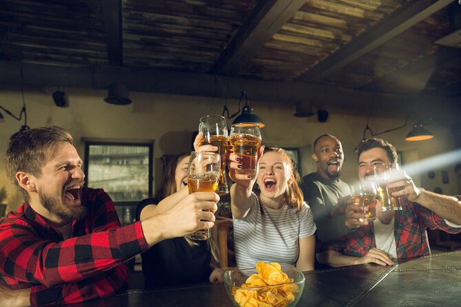 Porto Pub Crawl With Unlimited Beer - A 10:30 pm start built for Porto nightlife