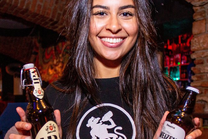 Prague Craft Beer Tour: 8 Czech Beers, Taproom & Best Beer Garden - Beer snacks and the small art of pacing