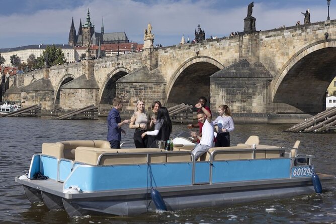 Private Boat Cruise With Unlimited Beer - How this private beer cruise works on the Vltava
