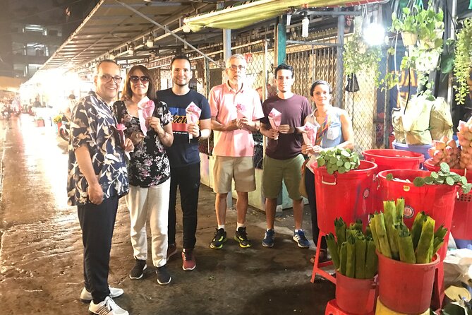 Private Craft Beer and Sightseeing Adventure Tour on Scooter in Ho Chi Minh City - Stop 1: Nguyen Thien Thuat Apartment Buildings for Real Neighborhood Life