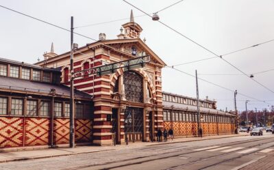 Private Culinary and Culture Tour in Helsinki - Old Market Hall Tastings: Reindeer, Salmon, and Skågen Bread