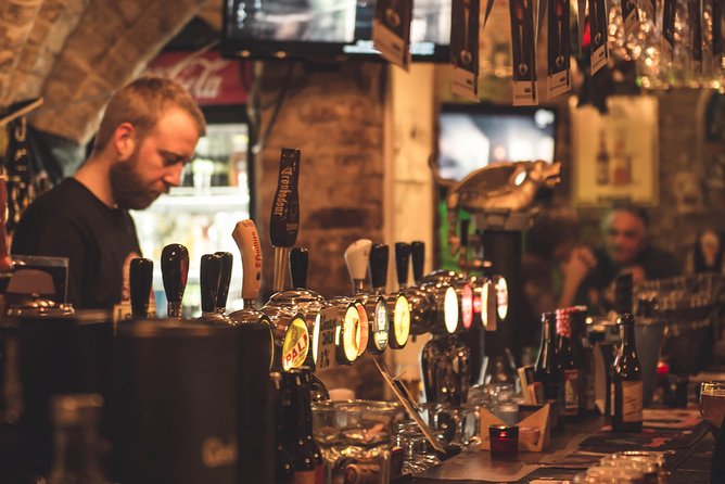 Private: Discover Bruges beers & brewery with chocolate pairing by a young local - ’t Brugs Beertje: a big beerhouse that teaches you breadth